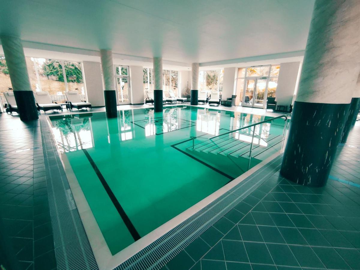 The Lakeside - Burghotel Zu Strausberg Exterior photo