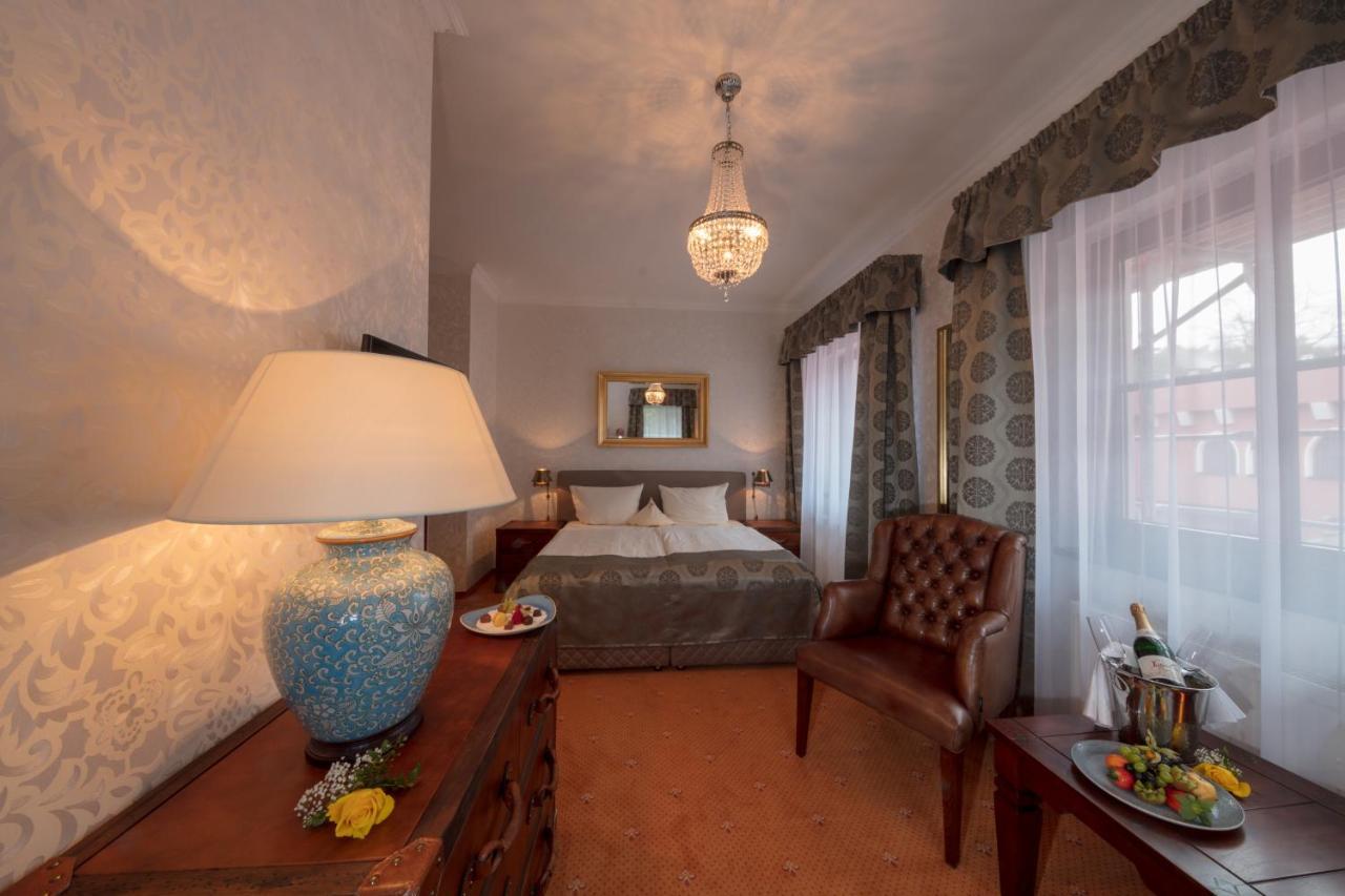 The Lakeside - Burghotel Zu Strausberg Exterior photo